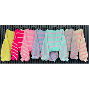 Sweter damski okrągły - Produkt Włoski