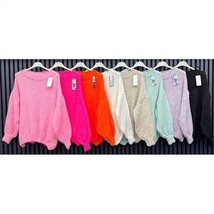 Sweter damski okrągły - Produkt Włoski