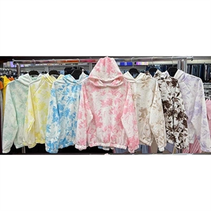 Cienka bluza damska - Produkt Włoski