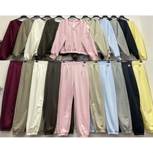 Komplet dresowy damski produkt Włoski