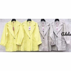 Płaszcz damski produkt Włoski