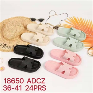 Klapki basenowe  36-41