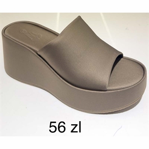Klapki na koturnie  36-41