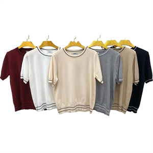 Sweter z krótkim rękawem