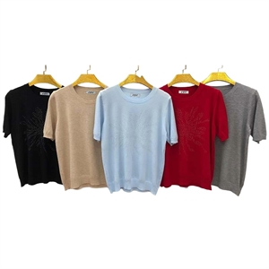 Sweter z krótkim rękawem