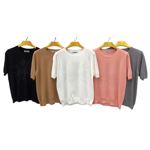 Sweter z krótkim rękawem