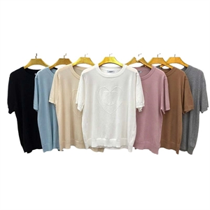 Sweter damski z krótkim rękawem