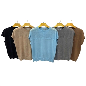 Sweter damski z krótkim rękawem