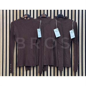 Sweter damski - Produkt Włoski