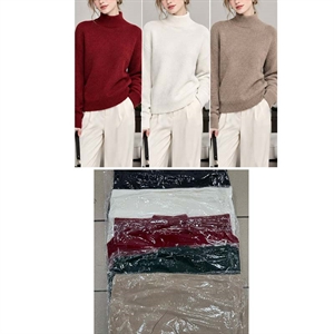 Sweter damski z golfem