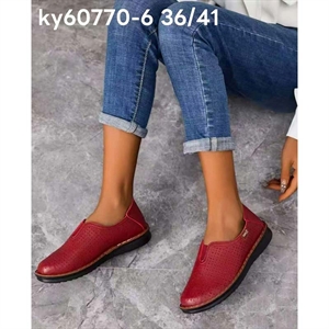 Buty wsuwane damskie 36-41