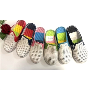 Klapki basenowe 30-35