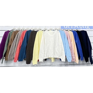 Sweter damski z dekoltem w serek