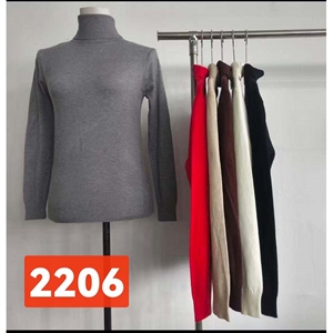 Sweter damski z golfem