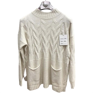 Sweter damski z golfem