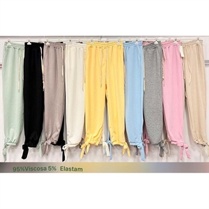 Spodnie damskie produkt Włoski