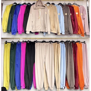 Komplet welurowy damski produkt Włoski