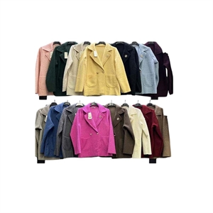 Narzutka damska produkt Włoski