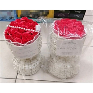 Prezent walentynkowy- róże