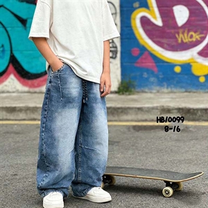 Jeansy chłopięce (8-16)