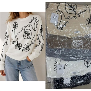Sweter damski okrągły