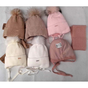Komplet Czapka + Komin 42-44