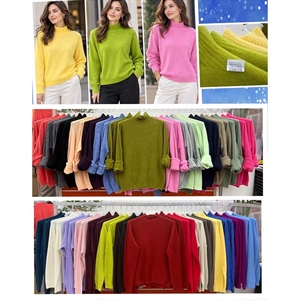 Sweter damski z golfem