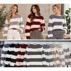 Sweter damski okrągły w paski