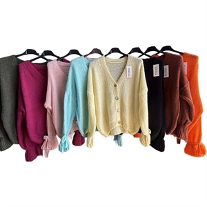 Sweter damski - Produkt Włoski