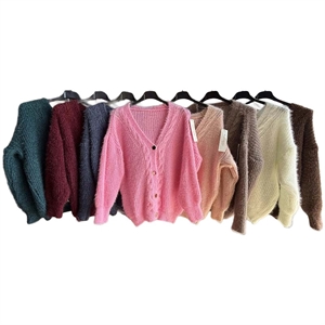 Sweter damski - Produkt Włoski