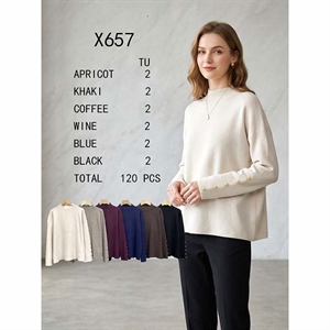 Sweter damski z półgolfem