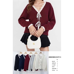 Sweter damski z dekoltem w serek