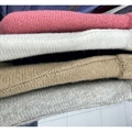Sweter damski F