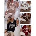Sweter damski z dekoltem w serek