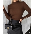 Sweter damski z półgolfem