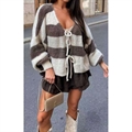 Sweter damski w paski