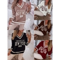 Sweter damski z dekoltem w serek