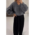 Sweter damski z dekoltem w serek Mohair gruby