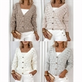 Sweter damski zapinany na guziki - Produkt Włoski