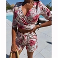 Komplet Bluzka crop top + Szorty produkt Włoski