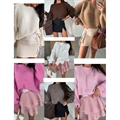 Sweter damski okrągły - Produkt Włoski